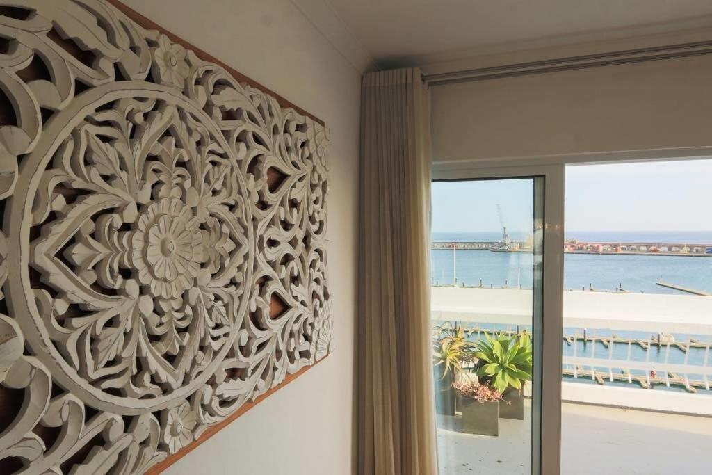 Guestready - Marina View Top Floor With Terrace Ponta Delgada Exterior foto